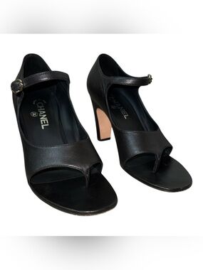 CHANEL Peep-Toe Thong Black Leather Mary Jane